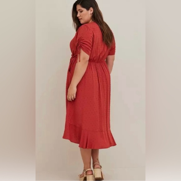 Torrid Midi Swiss Surplice Dress Size 4X Spice Color New - Picture 4 of 15